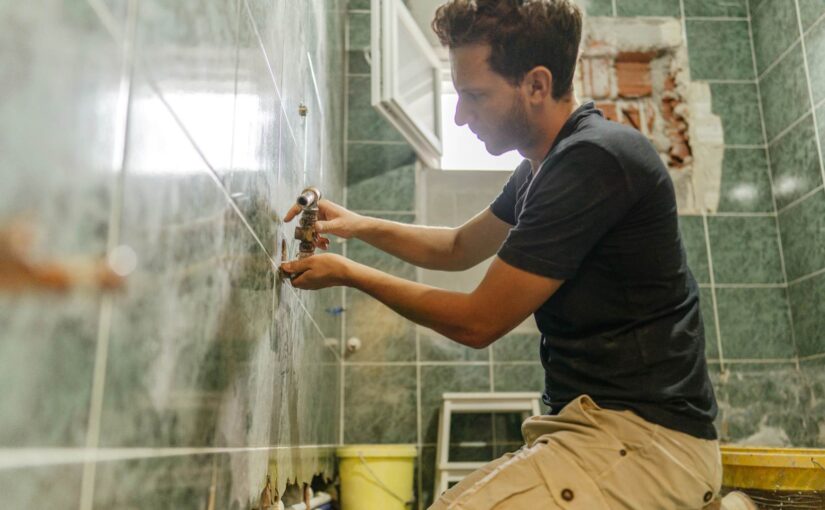 Comment rénover une salle de bain à petit budget
