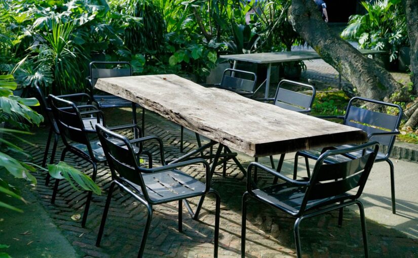Comment choisir les meubles de jardin parfaits pour votre extérieur