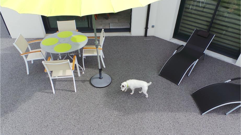 tapis pierre granulat